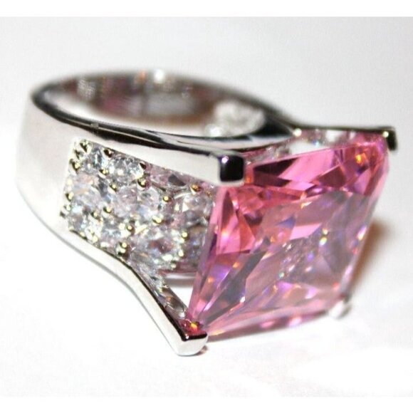 Rectangle Pink Tourmaline Ice Cz Chunky Cubic Zirconia Glam Cocktail Ring Size 8 - Picture 3 of 5